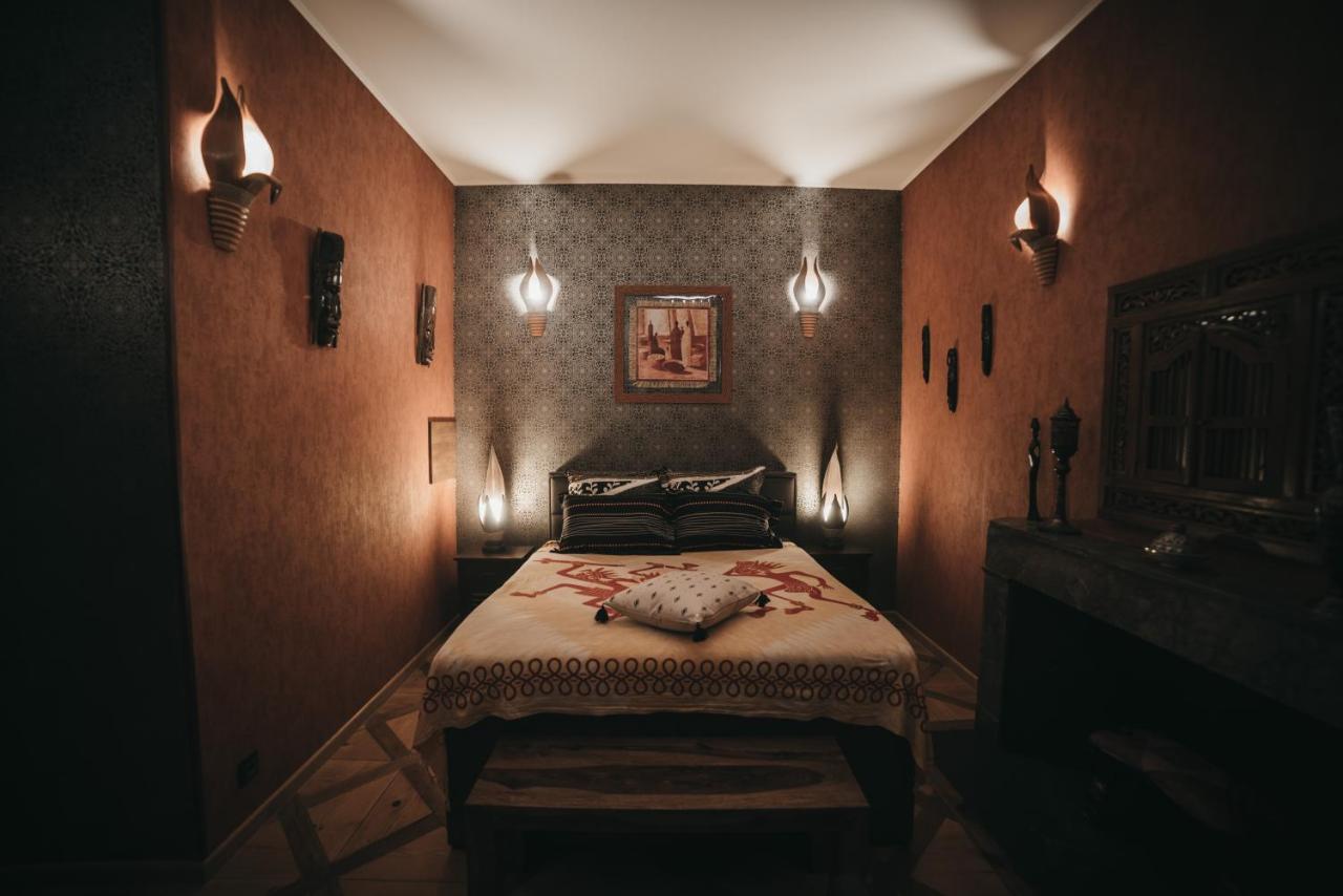 Manoir Le Refuge Bed & Breakfast Rechicourt-le-Chateau ภายนอก รูปภาพ