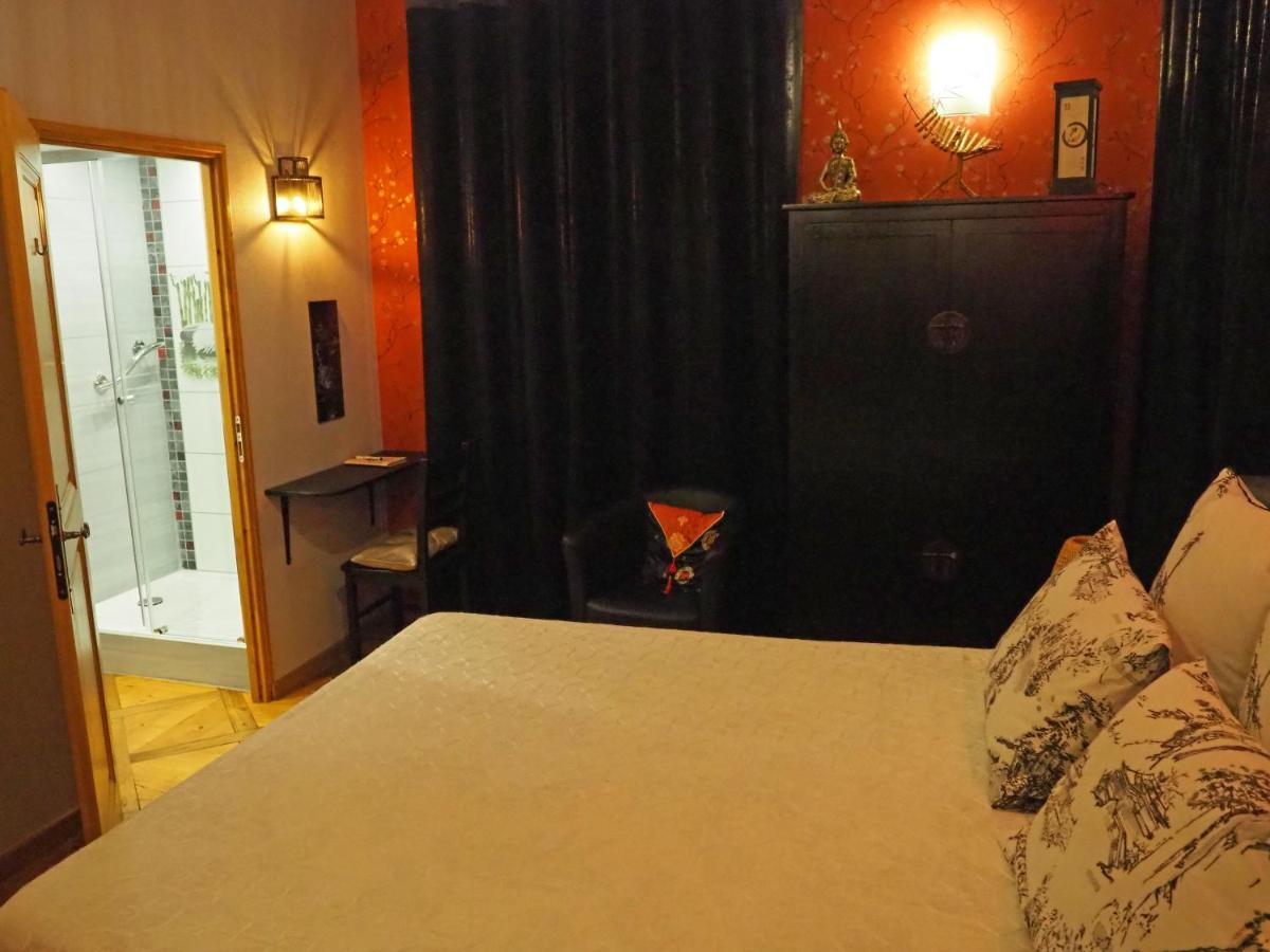 Manoir Le Refuge Bed & Breakfast Rechicourt-le-Chateau ภายนอก รูปภาพ